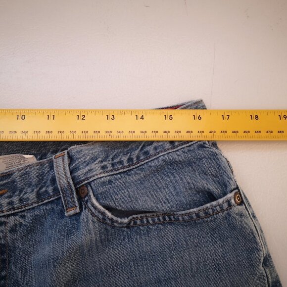 L.L. Bean Ladies Cut Offs Jean Shorts - Picture 7 of 9